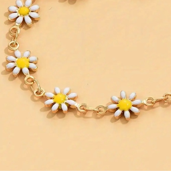 🛍️NIP 14k gold-plated daisy anklet - Picture 2 of 3